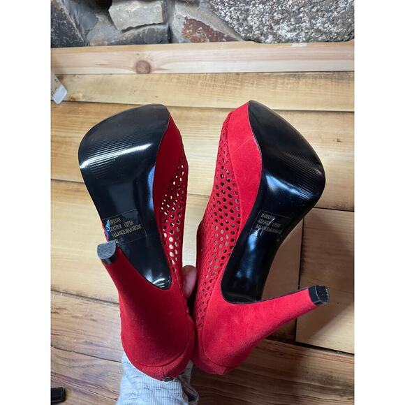 Steve Madden women's red suede stiletto high heels. Size 8.5 - Picture 6 of 8